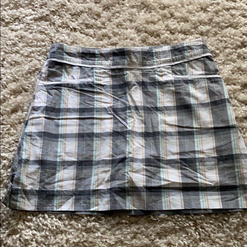 Izod skort